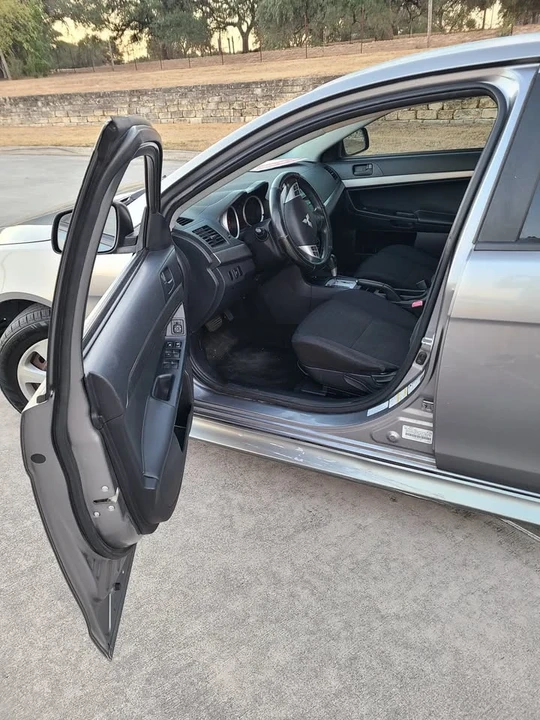 2012 Mitsubishi Lancer 10th Gen - Image 5 of 14