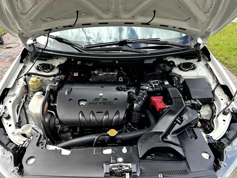 2012 Mitsubishi Lancer 10th Gen - Image 5 of 8