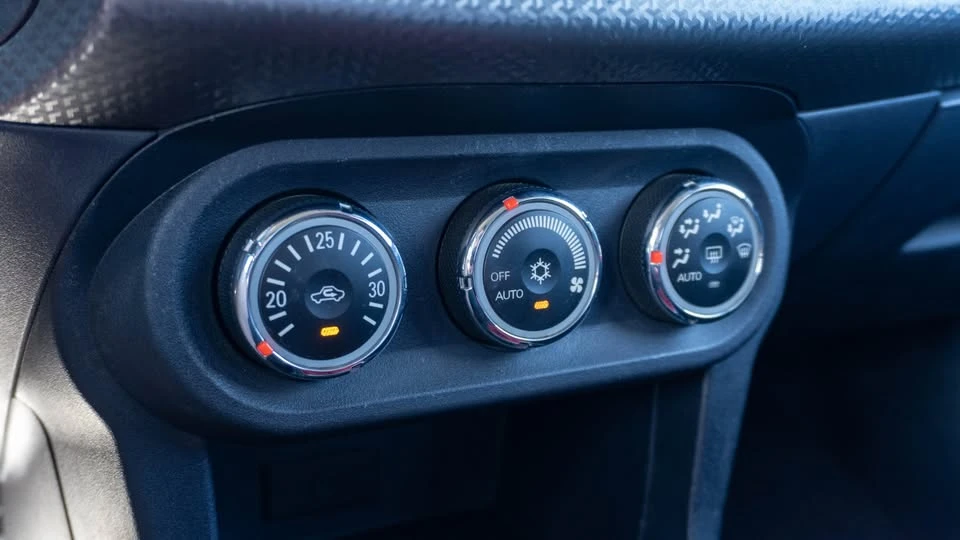 2012 Mitsubishi Lancer Evolution X 9th Gen - Image 9 of 16