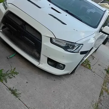 2012 Mitsubishi Lancer Evolution MR