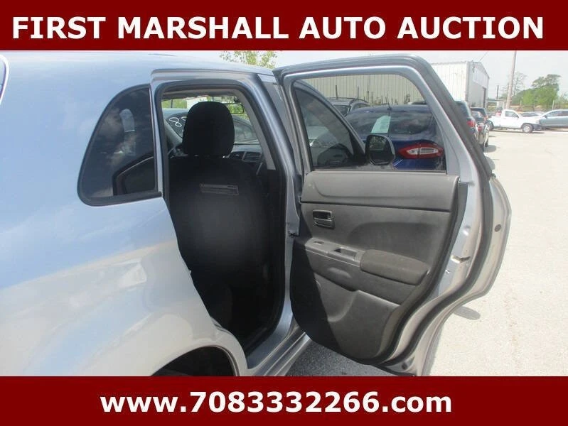 2012 Mitsubishi Outlander - Image 4 of 6