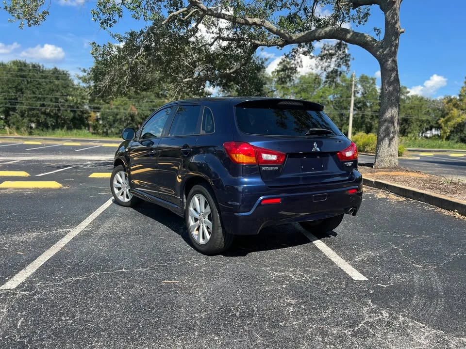2012 Mitsubishi Outlander - Image 7 of 14