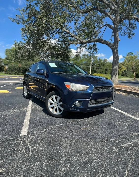 2012 Mitsubishi Outlander - Image 2 of 14