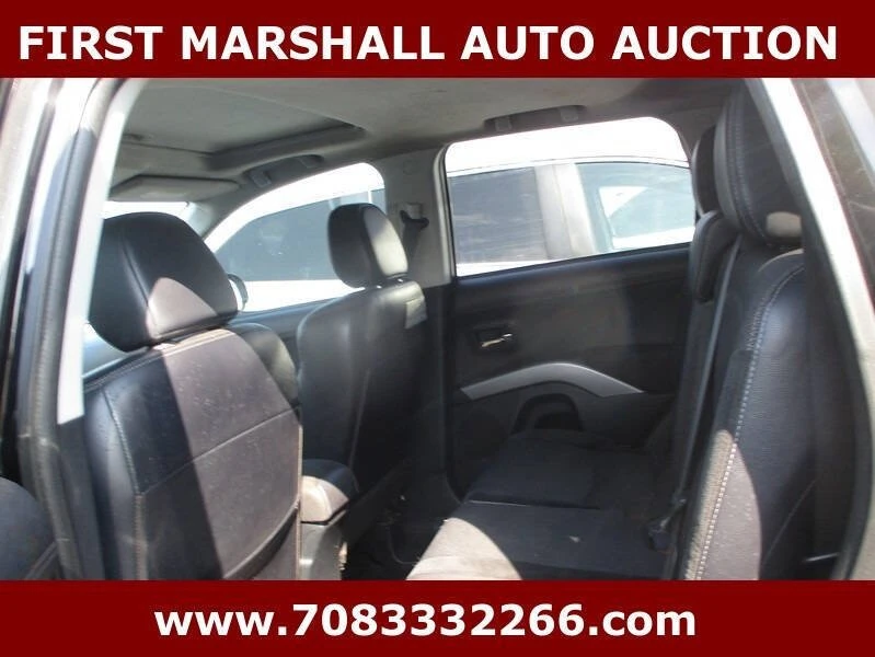 2012 Mitsubishi Outlander - Image 4 of 6