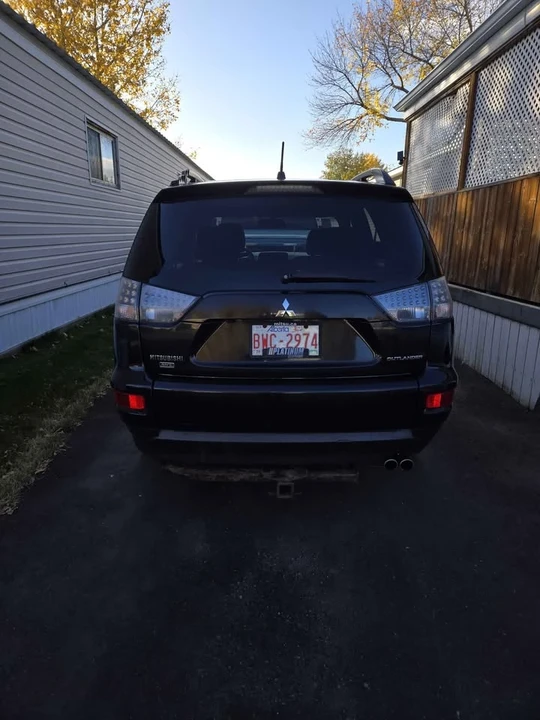 2012 Mitsubishi Outlander - Image 5 of 10