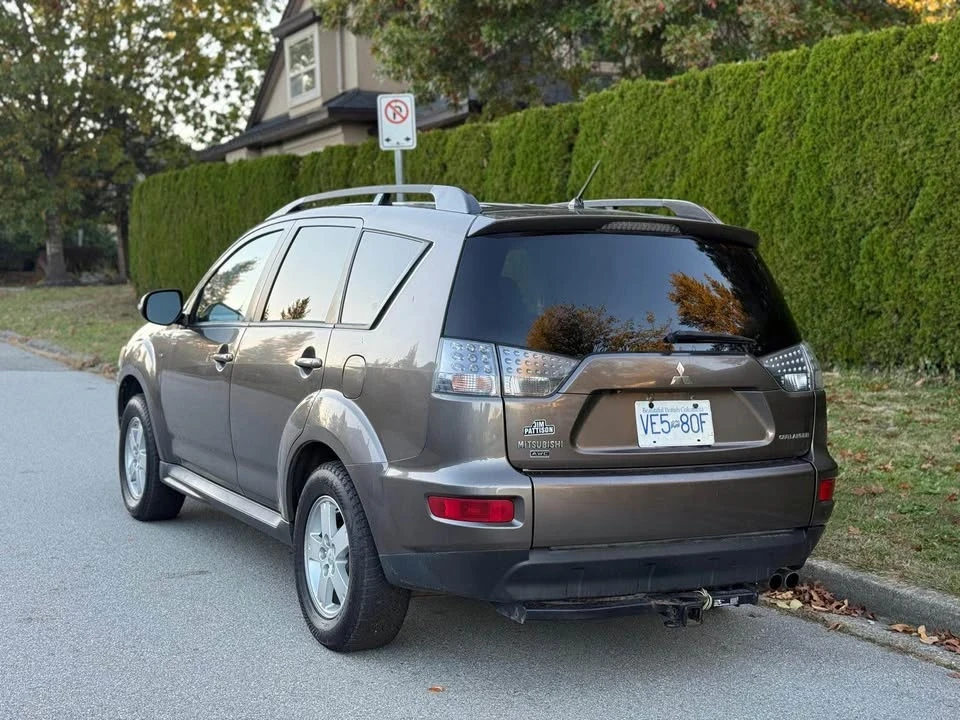 2012 Mitsubishi Outlander - Image 13 of 15