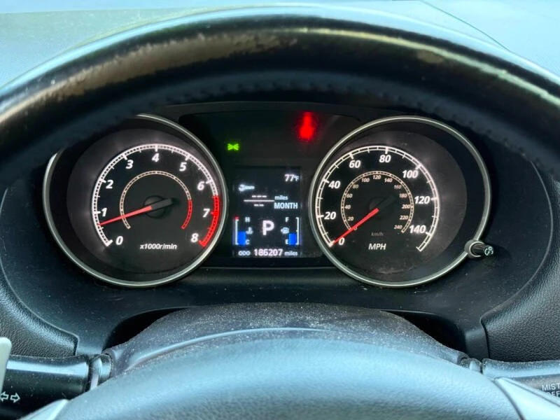 2012 Mitsubishi Outlander - Image 18 of 19