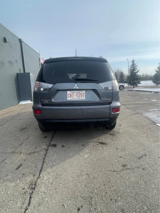 2012 Mitsubishi Outlander - Image 7 of 14