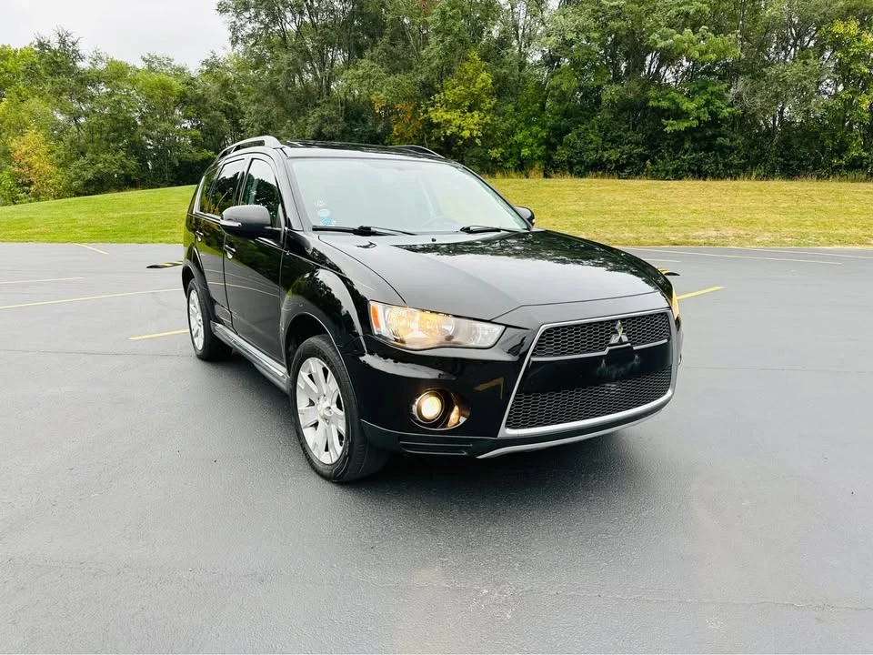 2012 Mitsubishi Outlander - Image 5 of 18