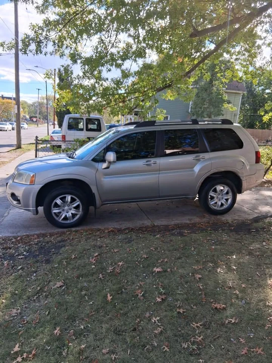 2012 Mitsubishi Outlander - Image 10 of 12