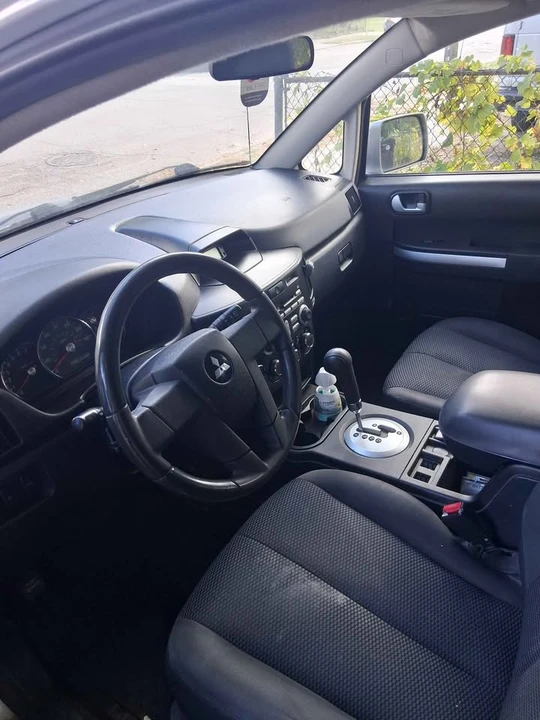 2012 Mitsubishi Outlander - Image 12 of 12