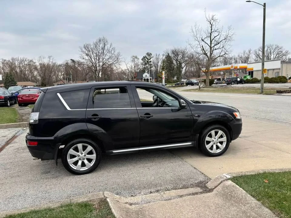 2012 Mitsubishi Outlander - Image 4 of 18