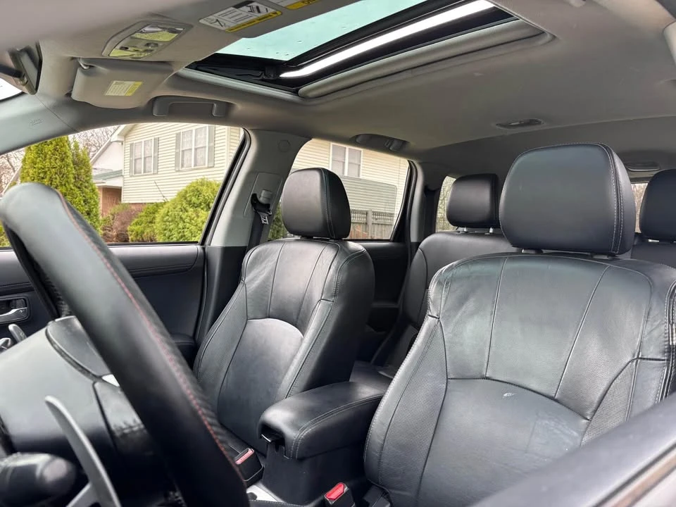 2012 Mitsubishi Outlander - Image 16 of 18