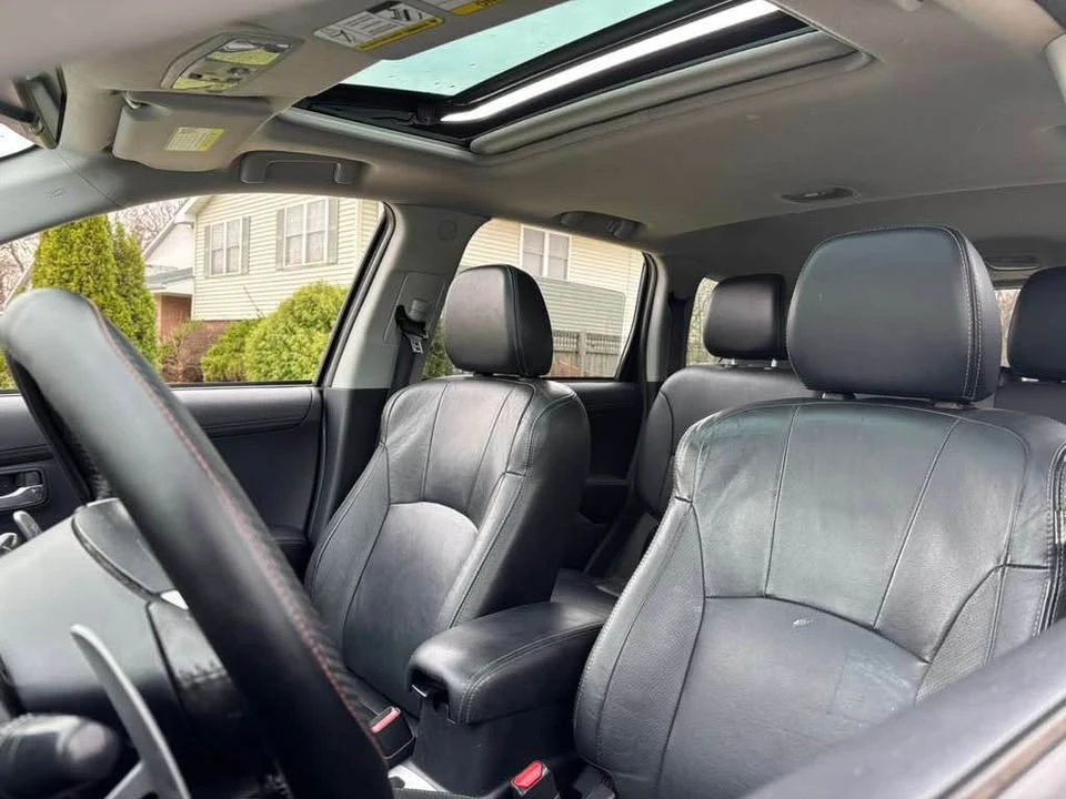 2012 Mitsubishi Outlander - Image 10 of 18