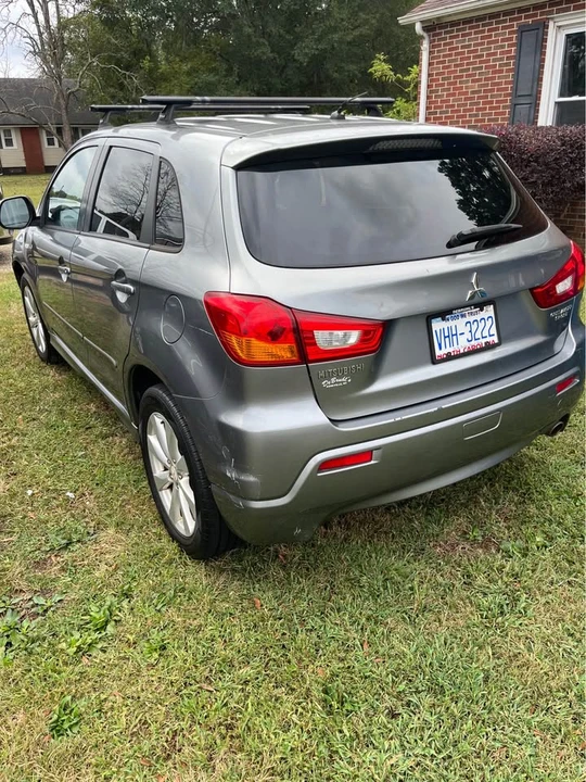 2012 Mitsubishi Outlander - Image 4 of 6