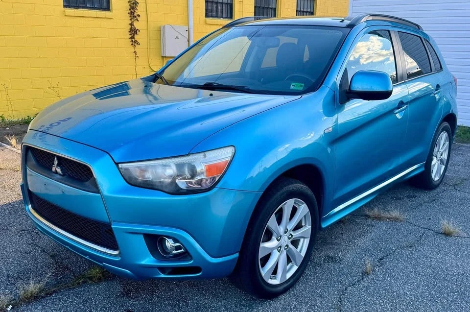 2012 Mitsubishi Outlander Sport - Image 2 of 19