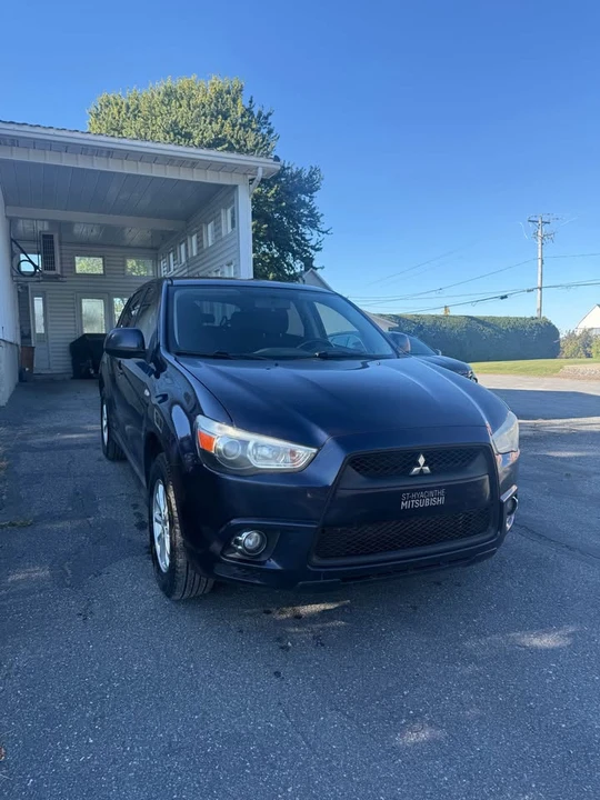 2012 Mitsubishi RVR - Image 2 of 11