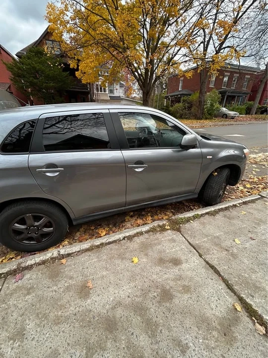 2012 Mitsubishi RVR - Image 3 of 9