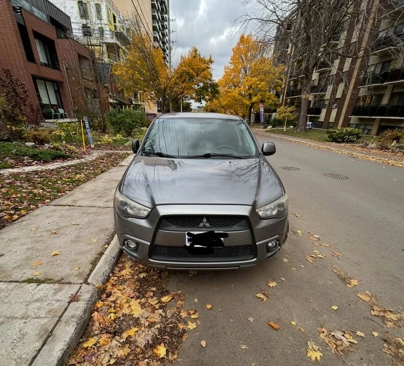 2012 Mitsubishi RVR - Image 2 of 9