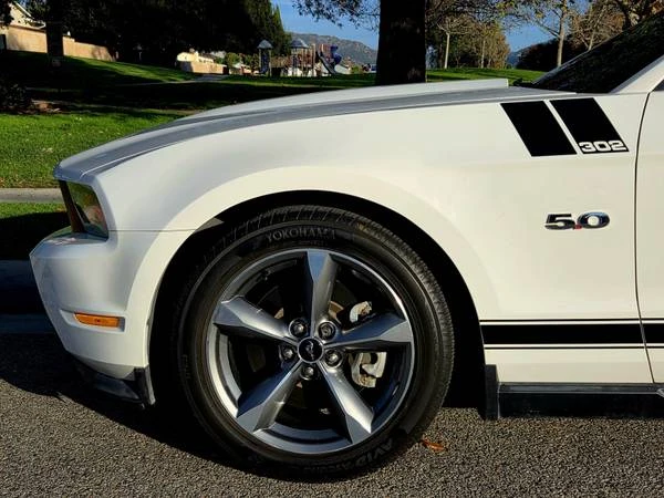 2012 Ford S197 Mustang - Image 14 of 16