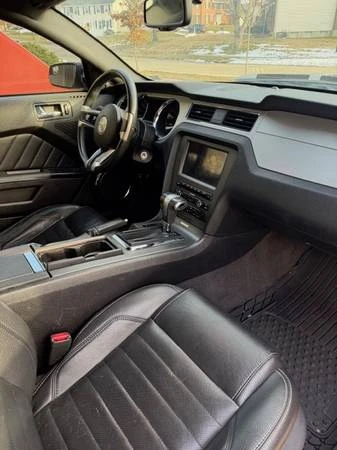 2012 Ford S197 Mustang - Image 7 of 12