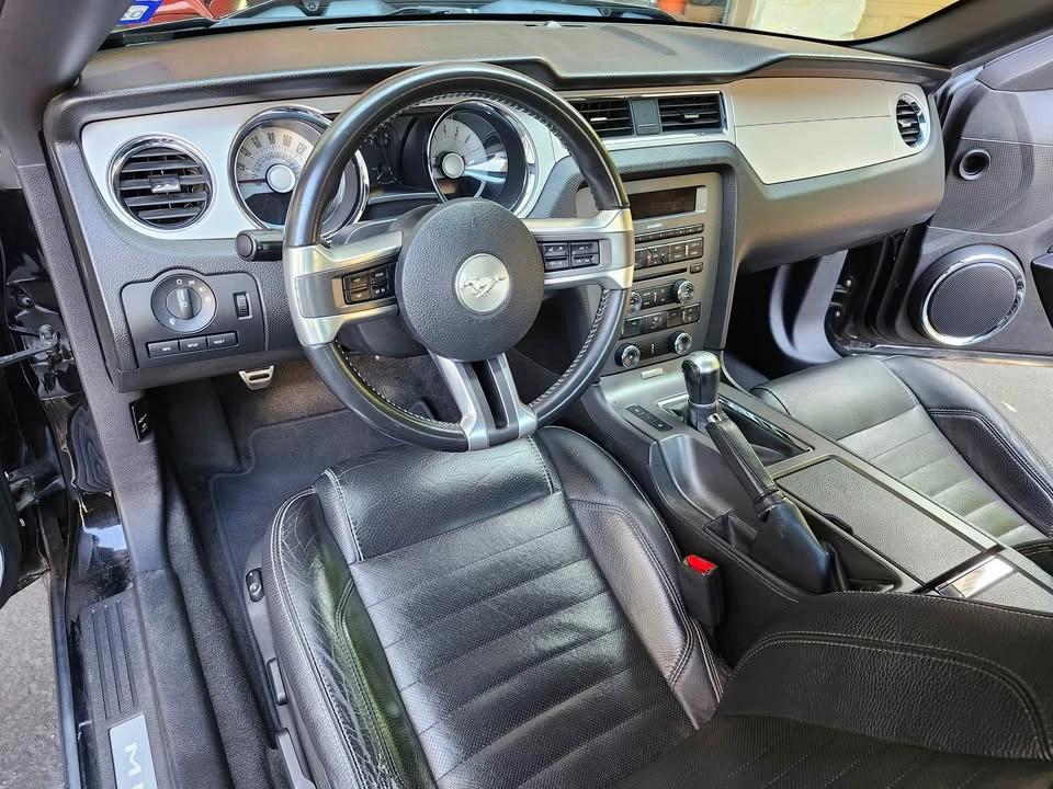 2012 Ford S197 Mustang - Image 2 of 5