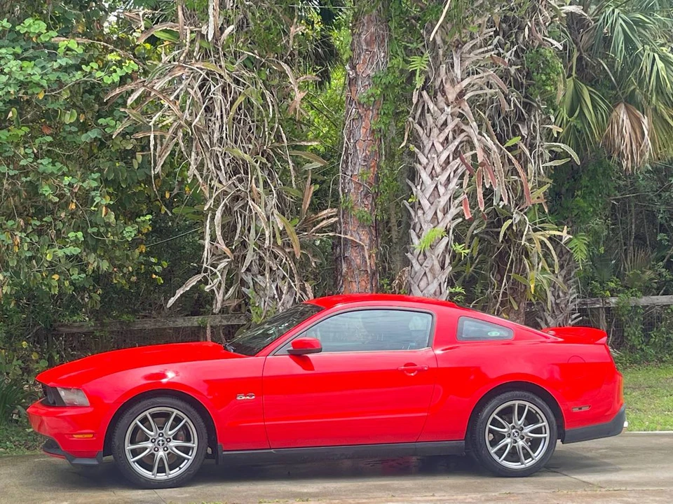 2012 Ford S197 Mustang GT - Image 3 of 8