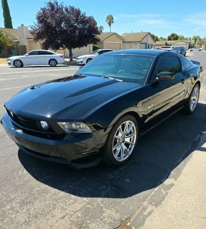2012 Ford S197 Mustang - Image 2 of 8