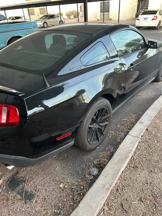 2012 Ford S197 Mustang - Image 3 of 9