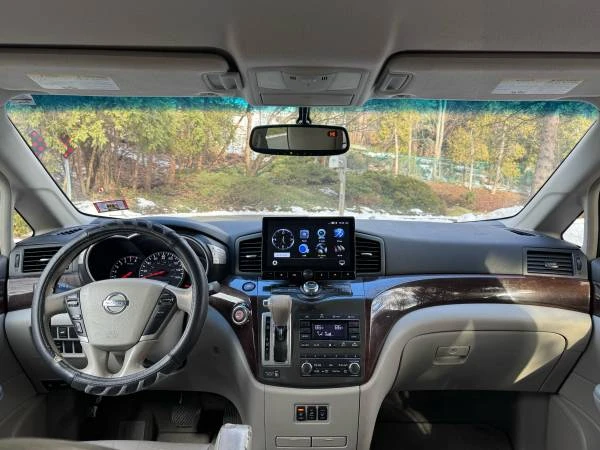 2012 Nissan Quest - Image 17 of 21