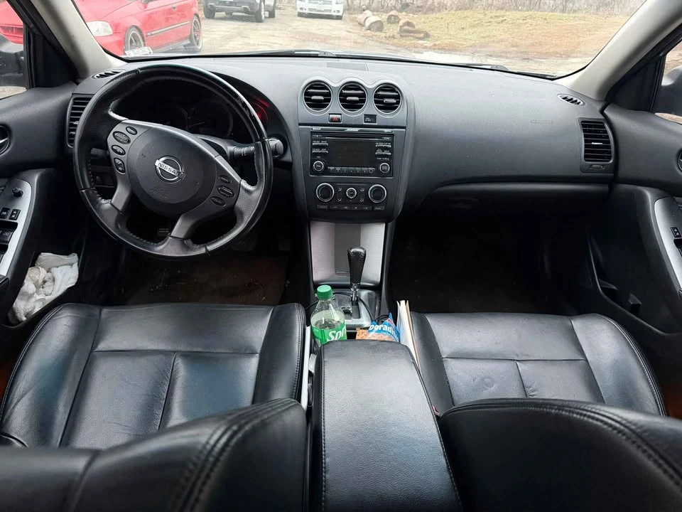 2012 Nissan Silvia - Image 5 of 8