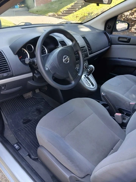2012 Nissan Silvia - Image 6 of 10