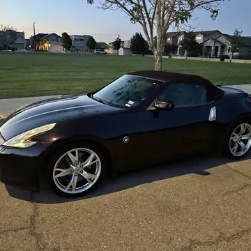 2012 Nissan 370Z Sport Touring Roadster 2D