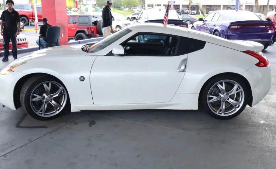 2012 Nissan 370Z 6th Gen - Image 4 of 9