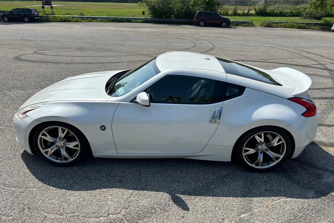 2012 Nissan 370Z 6th Gen - Image 3 of 31