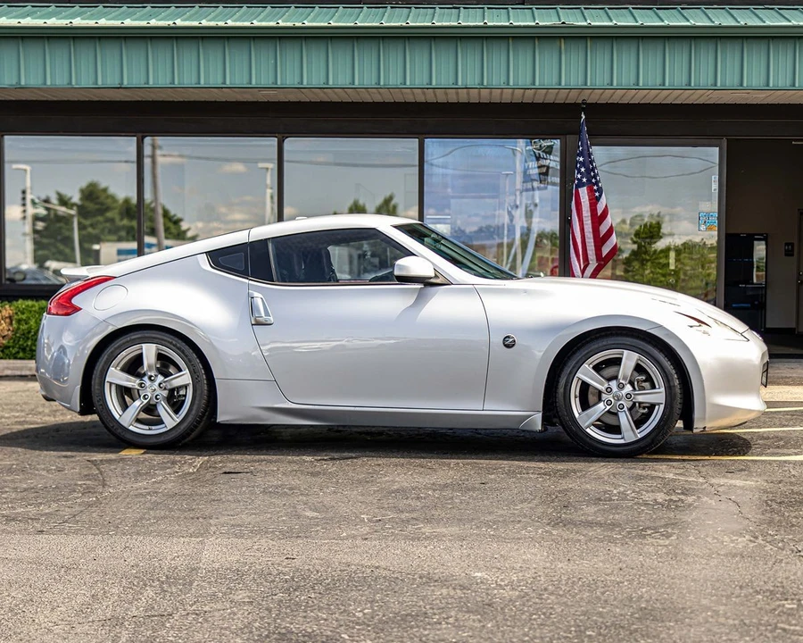 2012 Nissan 370Z 6th Gen - Image 9 of 31