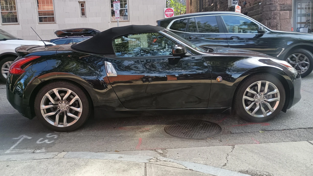 2012 Nissan 370Z 6th Gen - Image 21 of 31