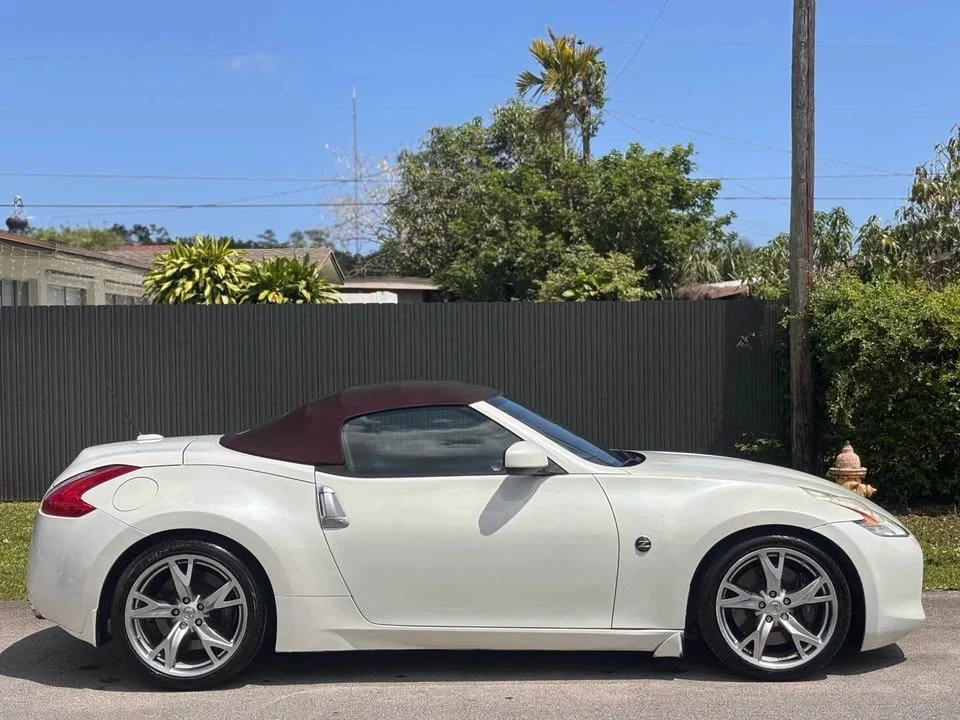 2012 Nissan 370Z 6th Gen - Image 9 of 12