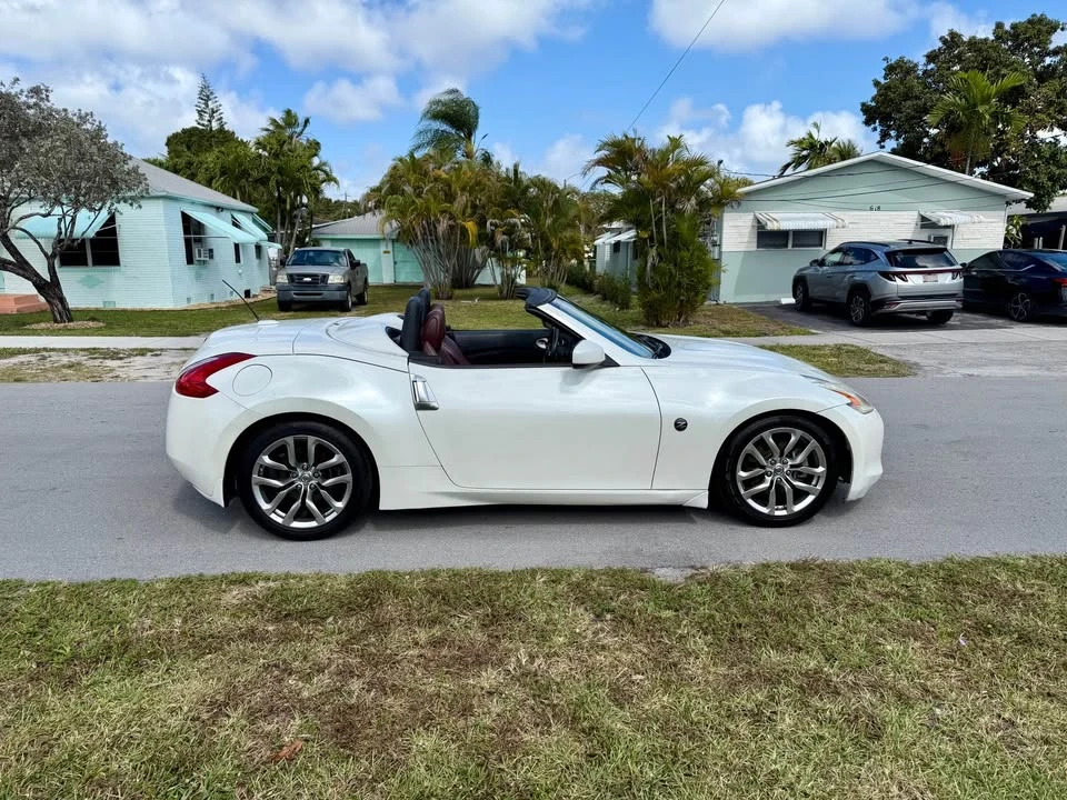 2012 Nissan 370Z 6th Gen - Image 8 of 11