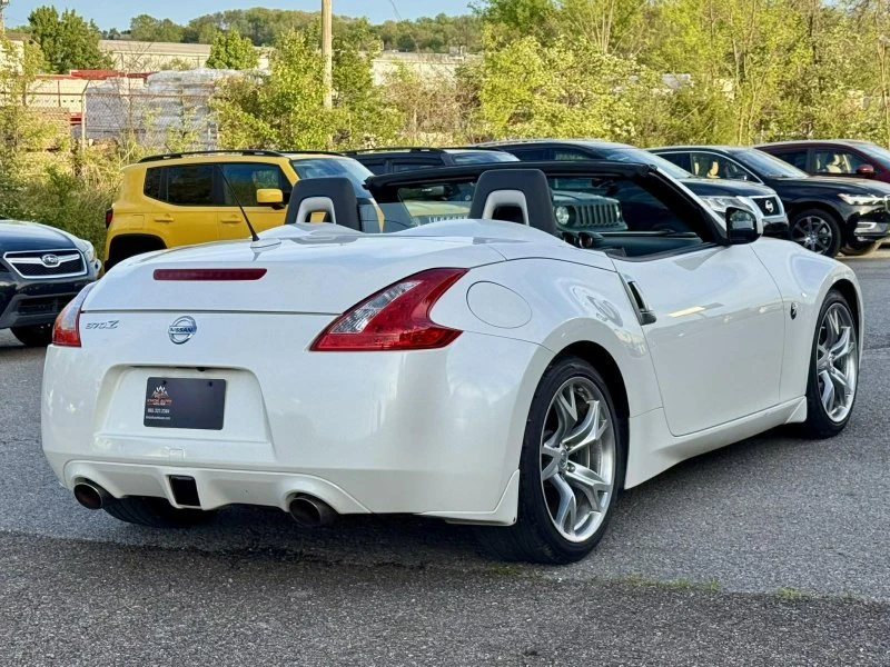 2012 Nissan 370Z 6th Gen - Image 9 of 19