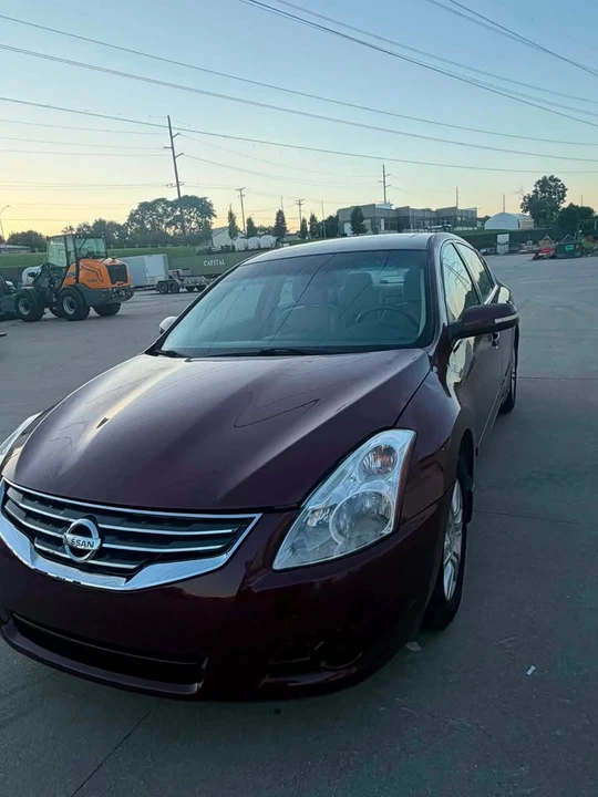 2012 Nissan Altima 4th Gen - Image 2 of 16