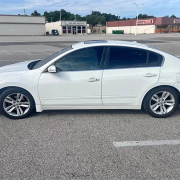 2012 Nissan Altima 2.5 SR