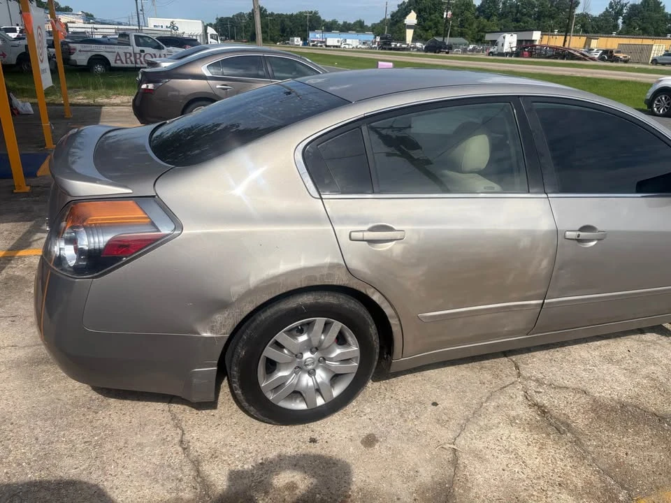 2012 Nissan Altima 4th Gen - Image 2 of 3