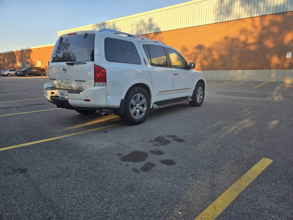 2012 Nissan Armada - Image 5 of 11