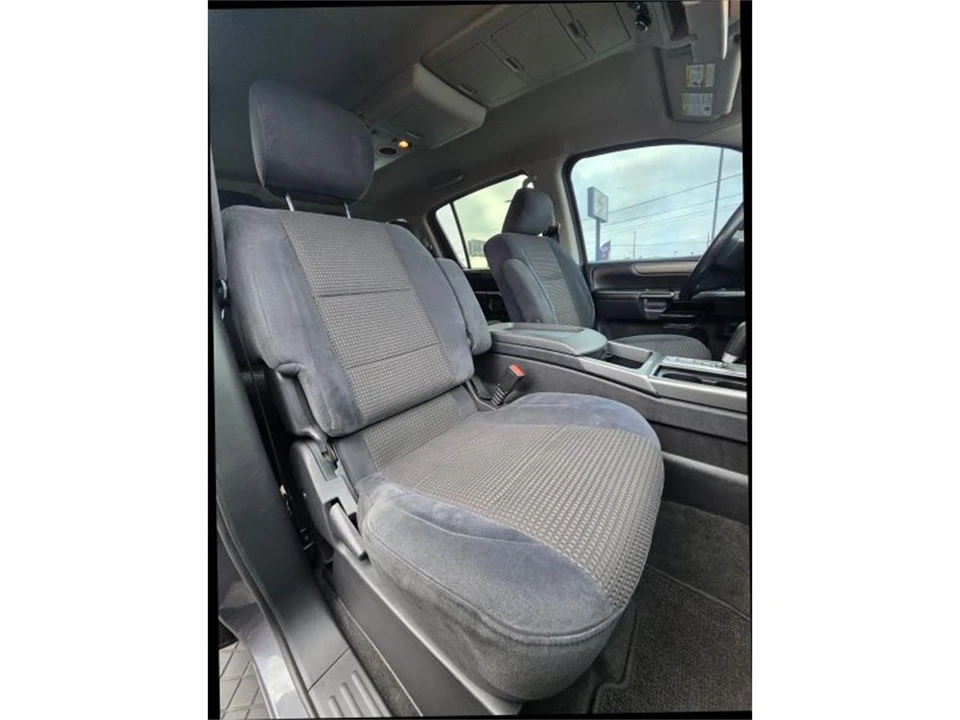 2012 Nissan Armada - Image 16 of 23