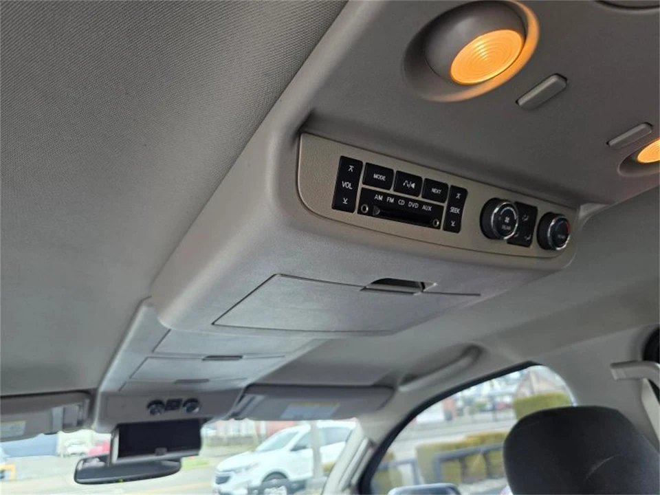2012 Nissan Armada - Image 17 of 23