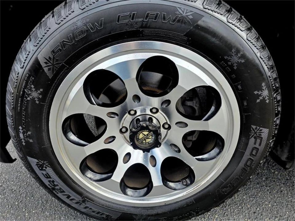 2012 Nissan Armada - Image 22 of 23