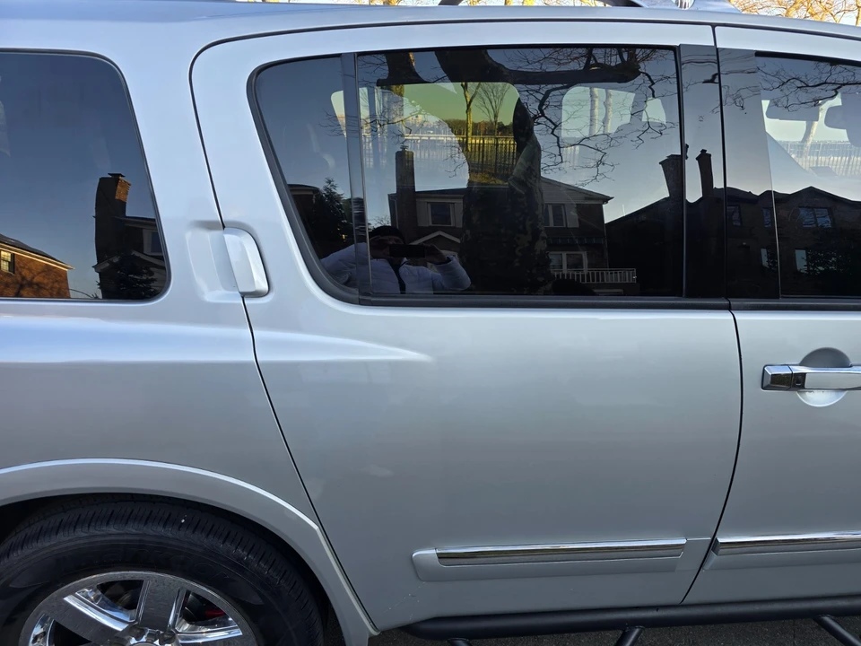 2012 Nissan Armada - Image 13 of 20