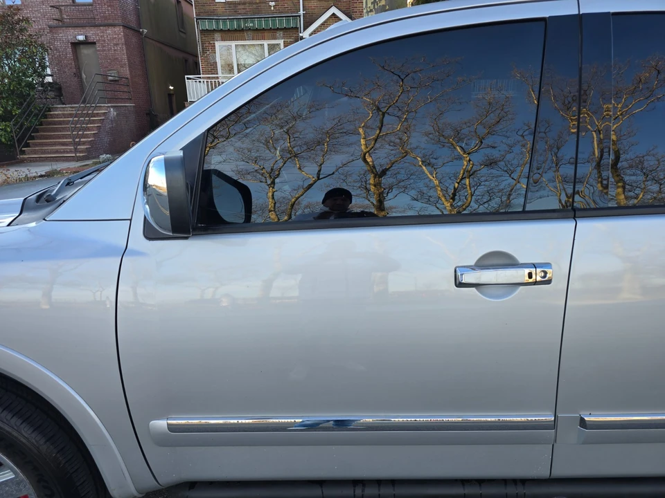 2012 Nissan Armada - Image 7 of 20