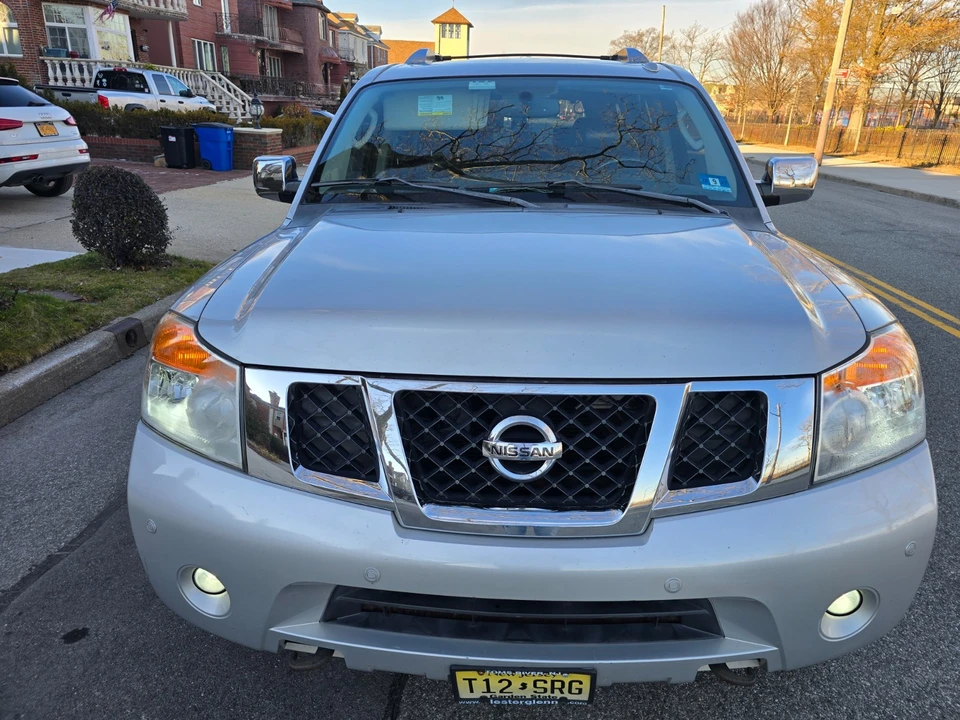 2012 Nissan Armada - Image 5 of 20
